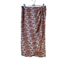 Status skirt by Chenault